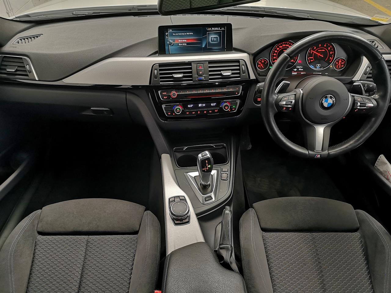 2017 BMW 330e