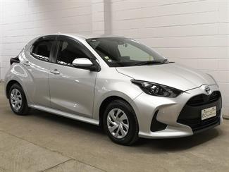 2020 Toyota Yaris - Thumbnail