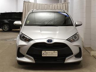 2020 Toyota Yaris - Thumbnail