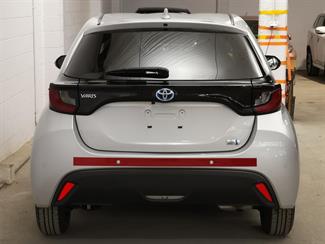 2020 Toyota Yaris - Thumbnail