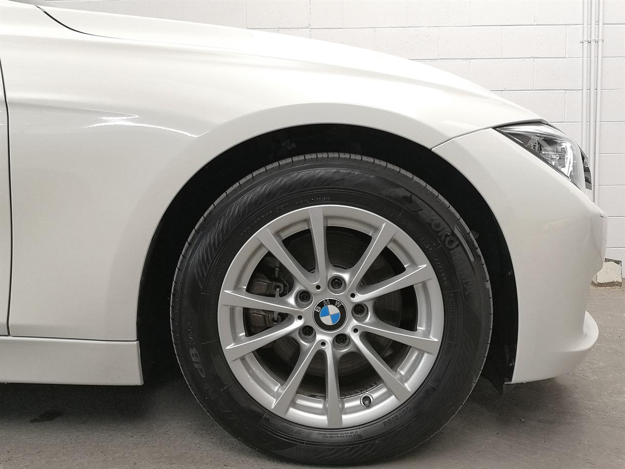 2015 BMW 320i