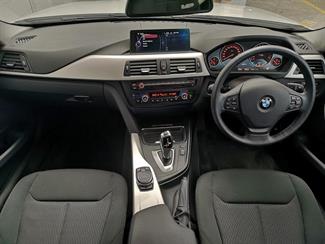 2015 BMW 320i - Thumbnail