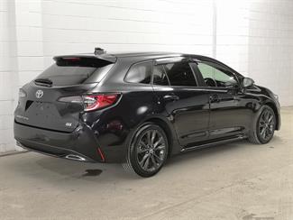 2021 Toyota Corolla - Thumbnail