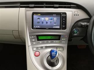 2013 Toyota Prius - Thumbnail