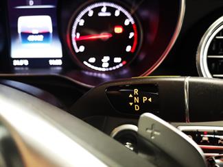 2016 Mercedes-Benz GLC 250 - Thumbnail