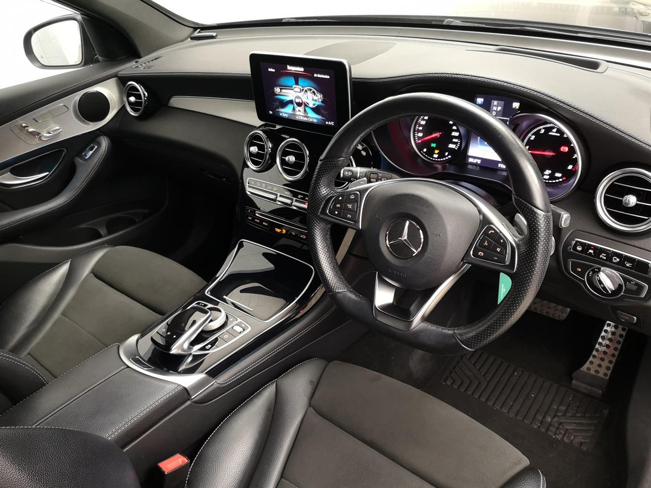 2016 Mercedes-Benz GLC 250