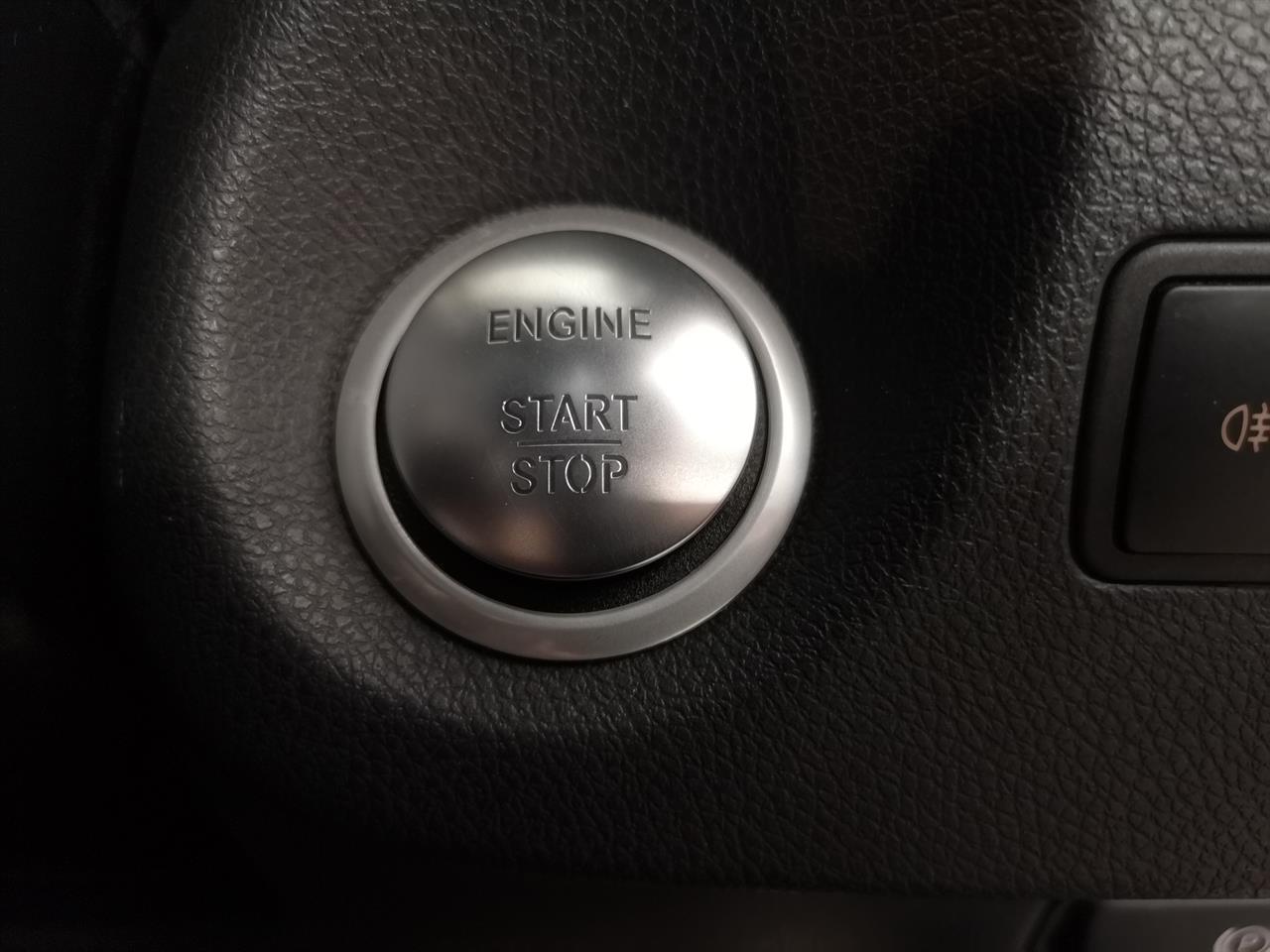 2015 Mercedes-Benz CLA 180