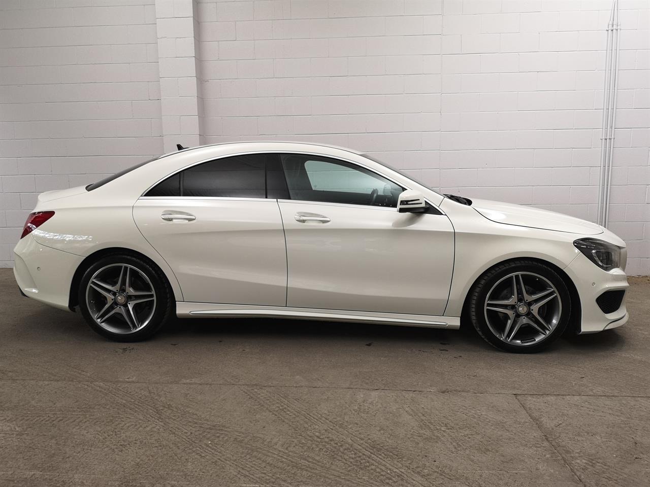 2015 Mercedes-Benz CLA 180