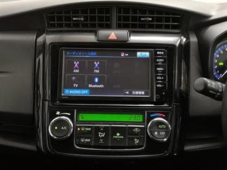 2015 Toyota Corolla - Thumbnail