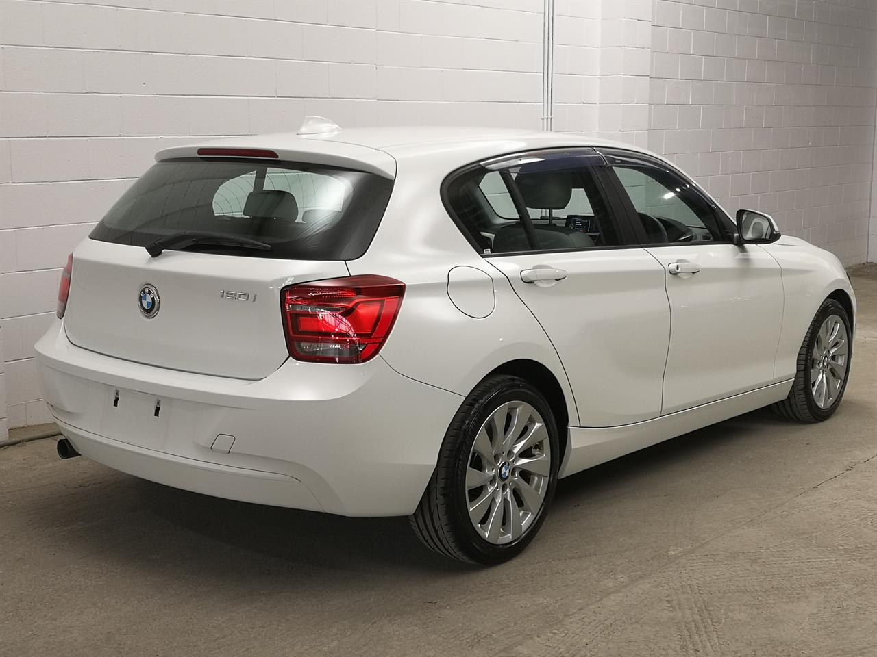 2014 BMW 120i