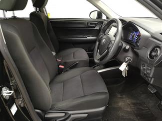 2018 Toyota Corolla - Thumbnail