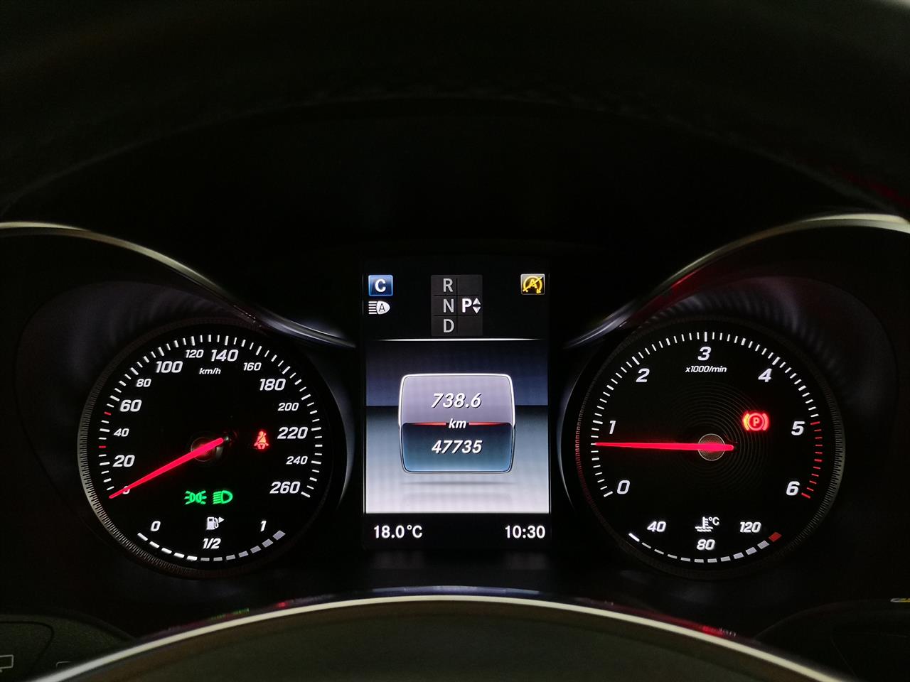 2018 Mercedes-Benz GLC 220