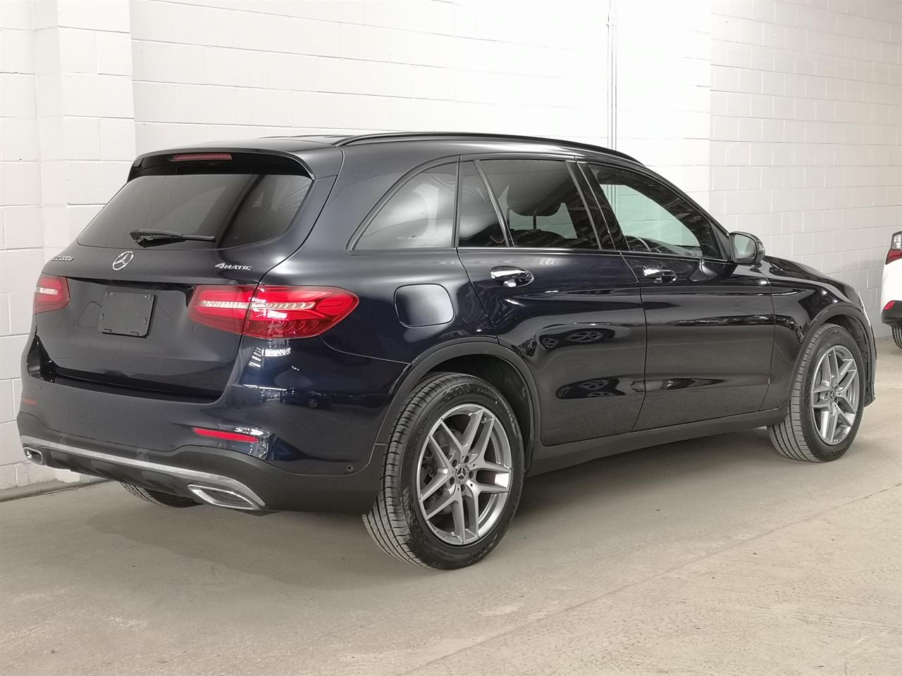2018 Mercedes-Benz GLC 220
