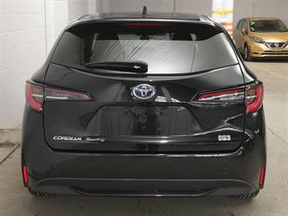 2021 Toyota Corolla - Thumbnail