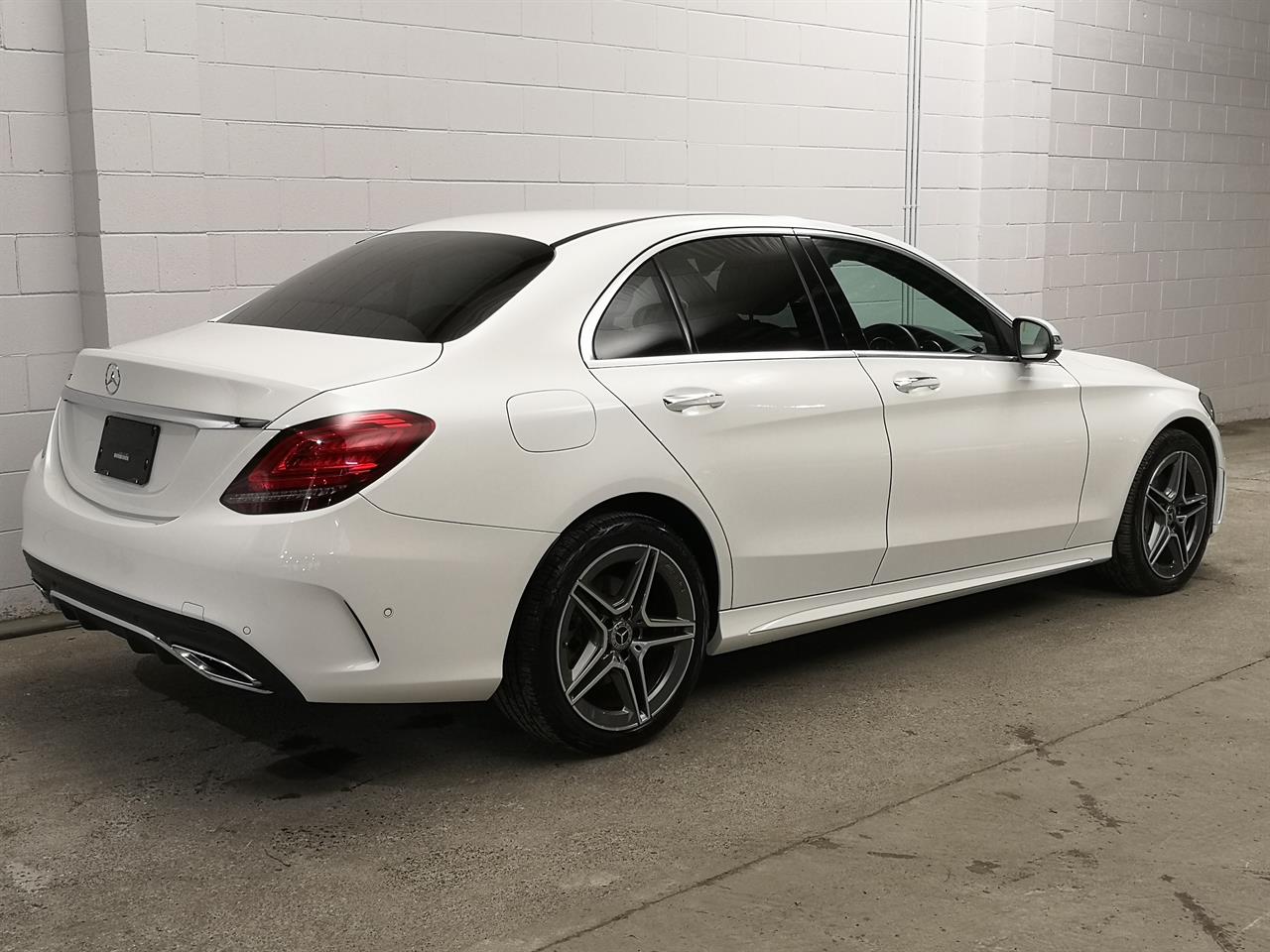 2019 Mercedes-Benz C 200
