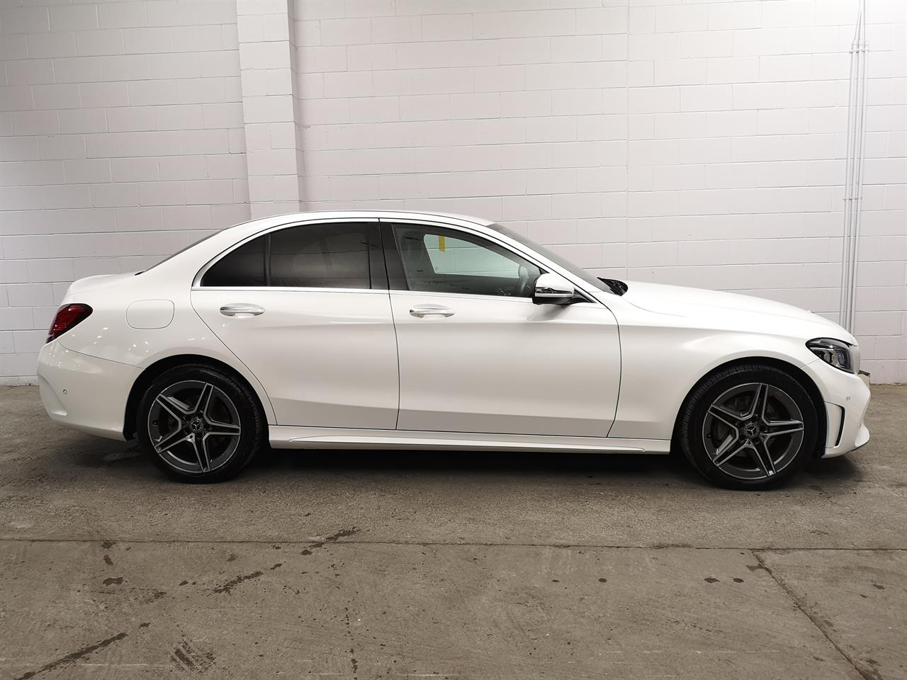 2019 Mercedes-Benz C 200