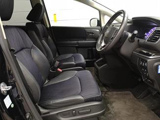2015 Honda Odyssey - Thumbnail