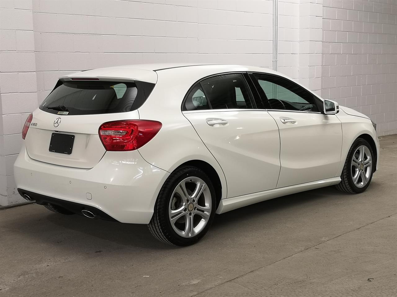 2015 Mercedes-Benz A 180