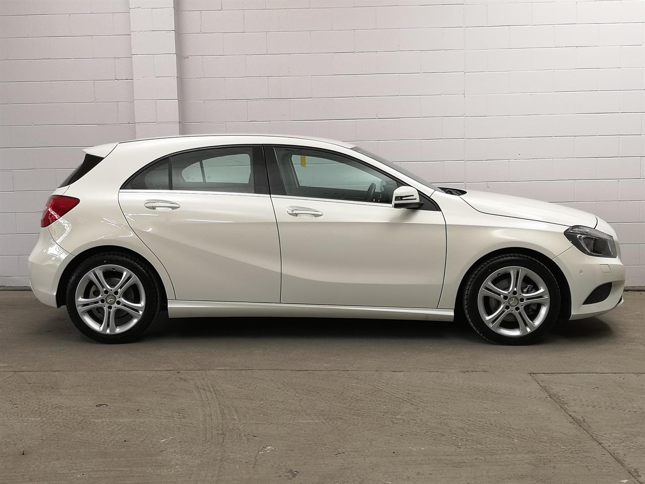 2015 Mercedes-Benz A 180