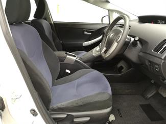 2012 Toyota Prius - Thumbnail