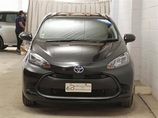 2022 Toyota Aqua - Thumbnail