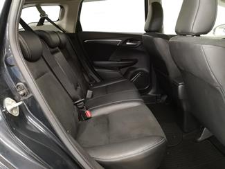 2015 Honda Shuttle - Thumbnail