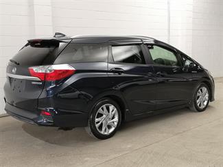 2015 Honda Shuttle - Thumbnail