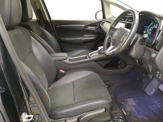 2015 Honda Shuttle - Thumbnail