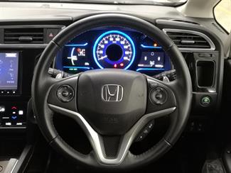 2015 Honda Shuttle - Thumbnail