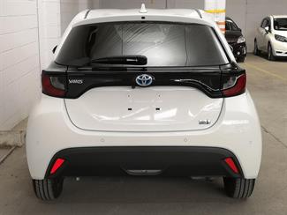 2020 Toyota Yaris - Thumbnail