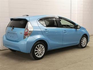 2012 Toyota Aqua - Thumbnail