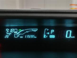 2014 Toyota Aqua - Thumbnail