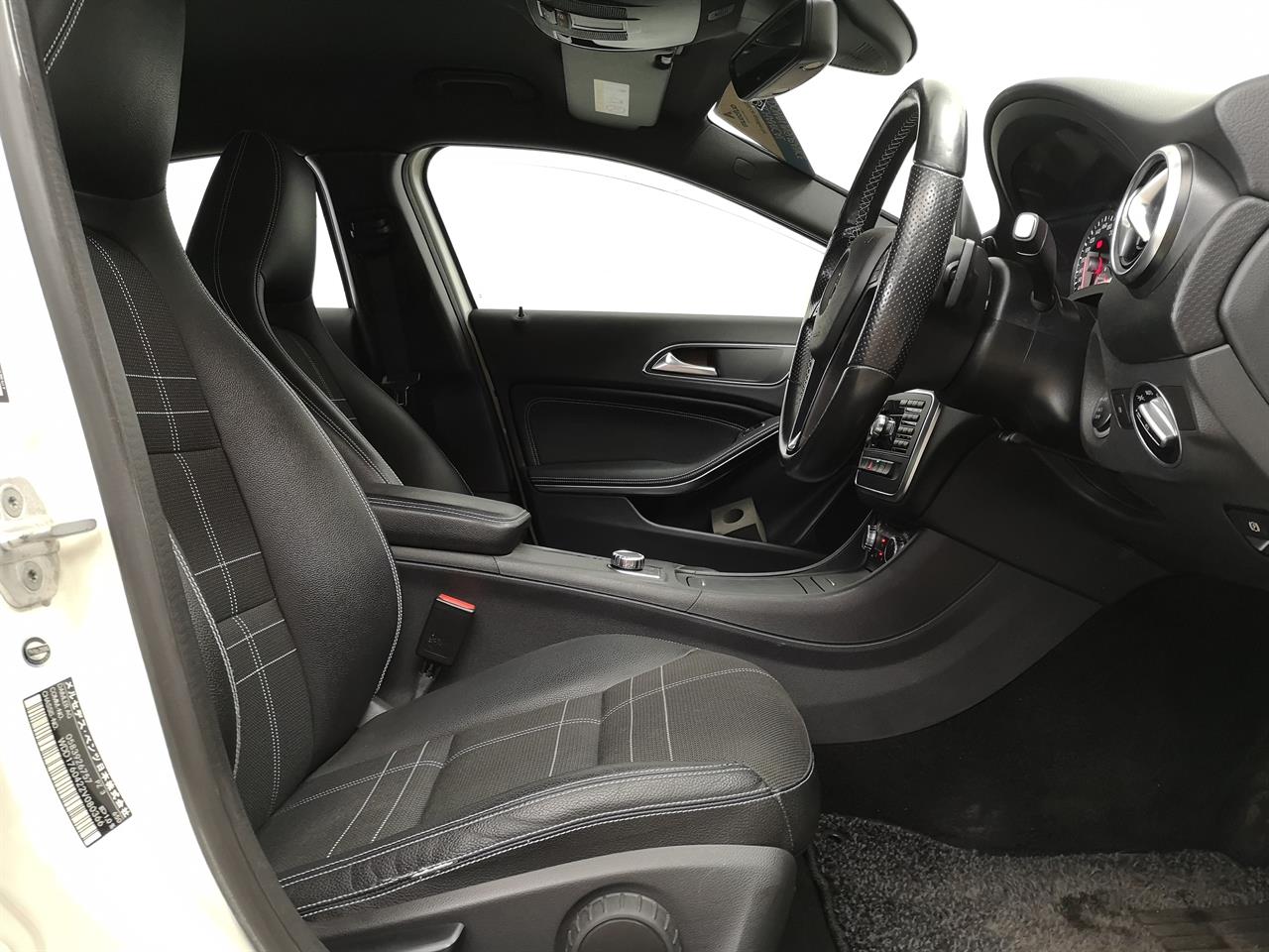 2015 Mercedes-Benz A 180