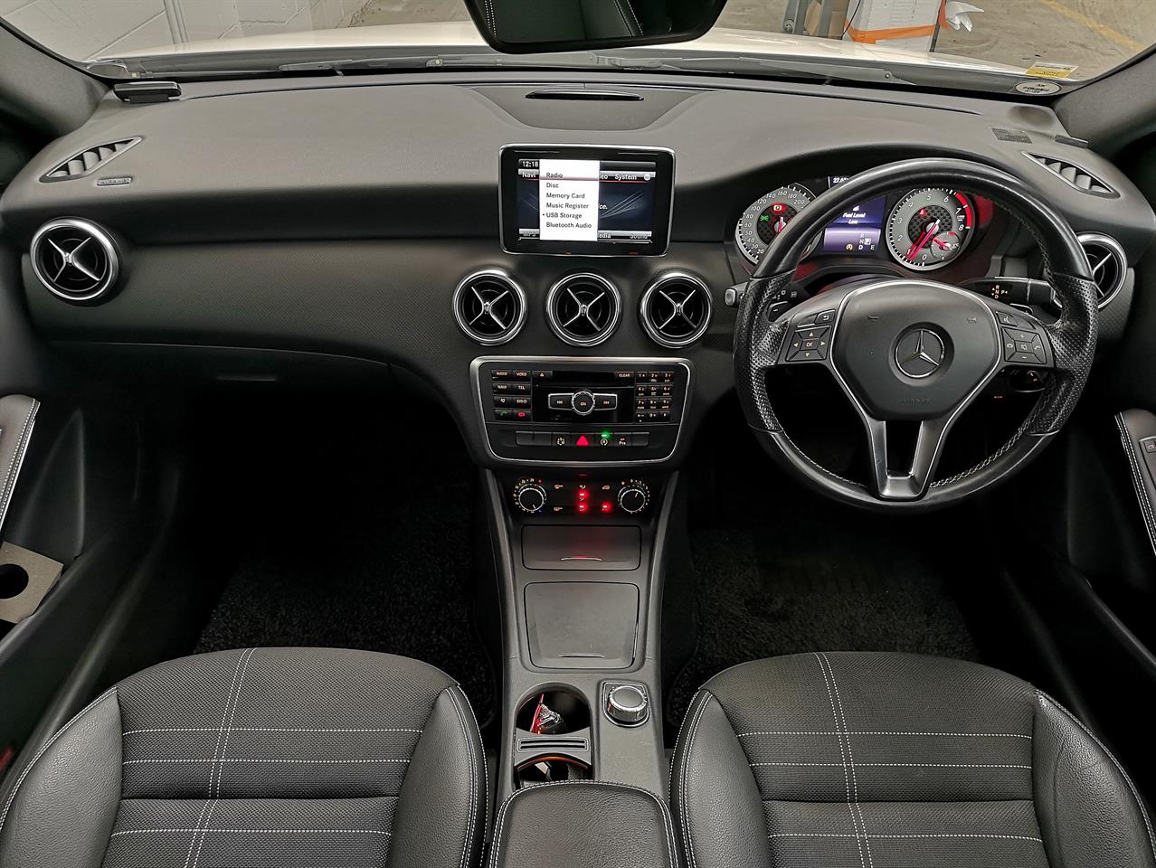 2015 Mercedes-Benz A 180