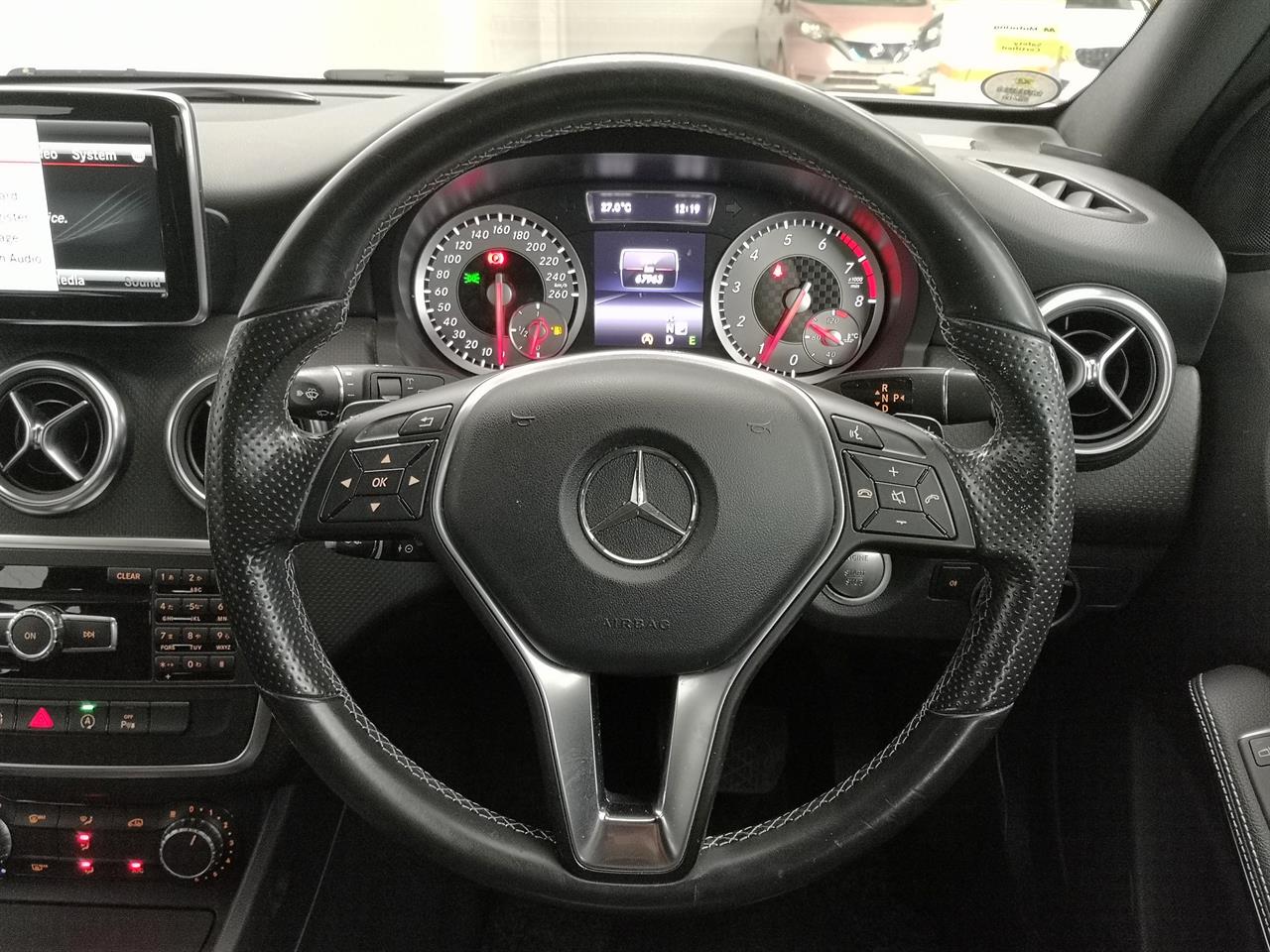 2015 Mercedes-Benz A 180