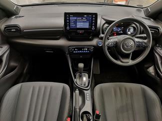 2021 Toyota Yaris - Thumbnail