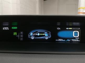 2021 Toyota Prius - Thumbnail