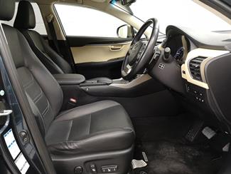 2015 Lexus NX 300h - Thumbnail