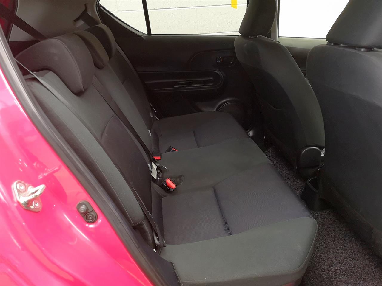2015 Toyota Aqua