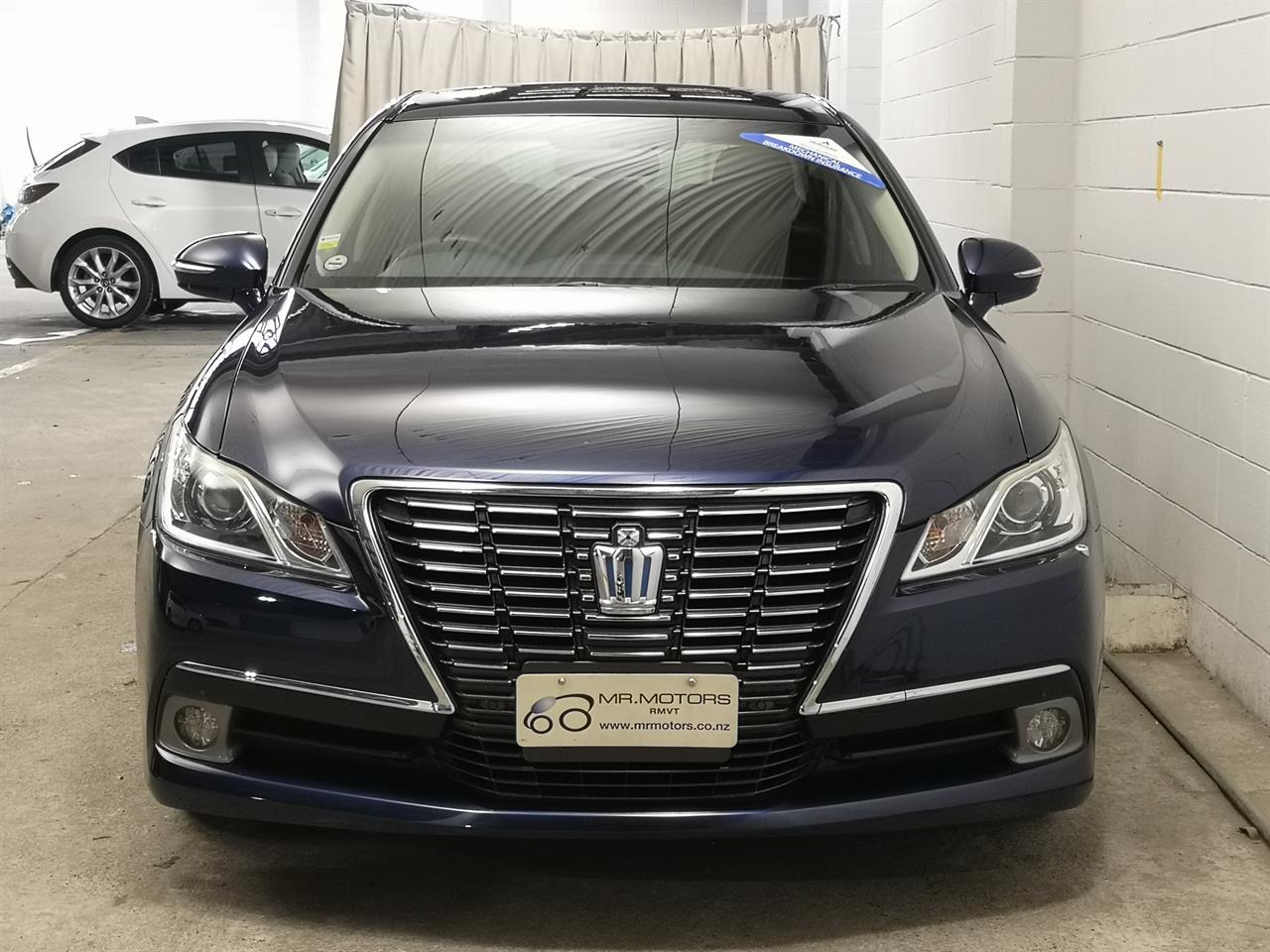 2013 Toyota Crown