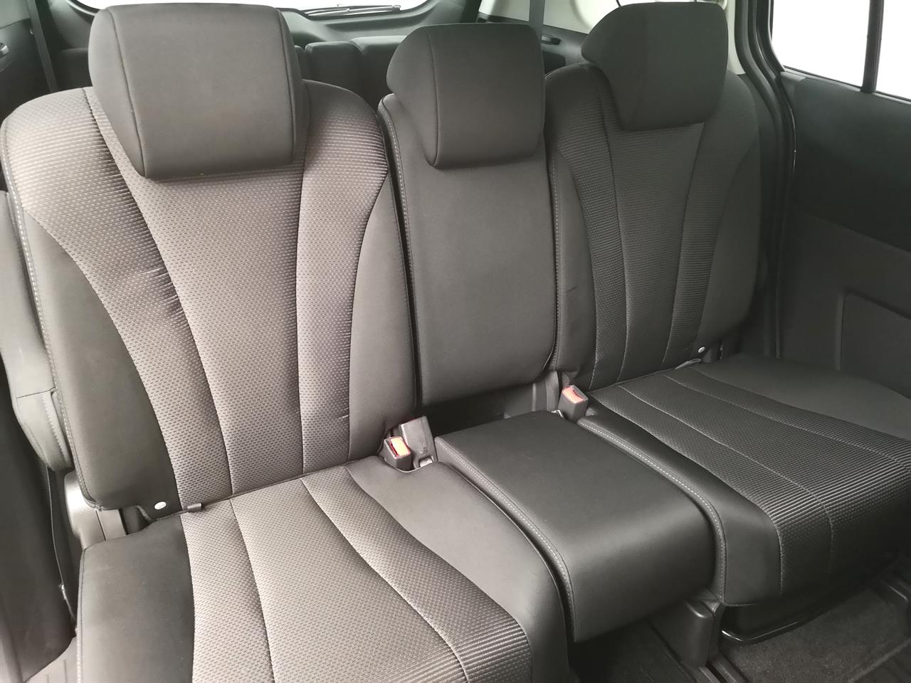 2013 Mazda Premacy