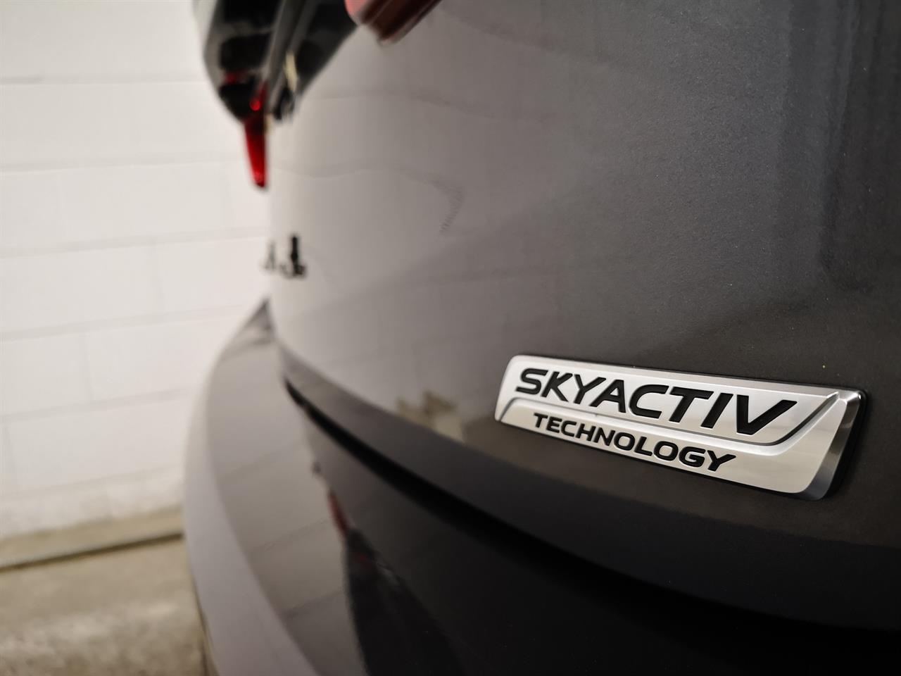 2013 Mazda Premacy