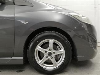 2013 Mazda Premacy - Thumbnail