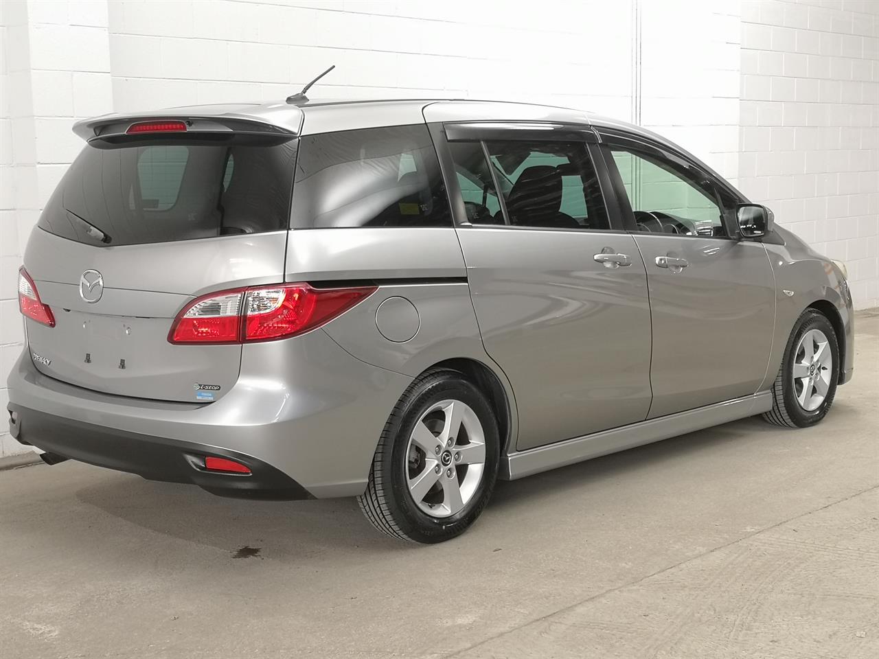 2013 Mazda Premacy