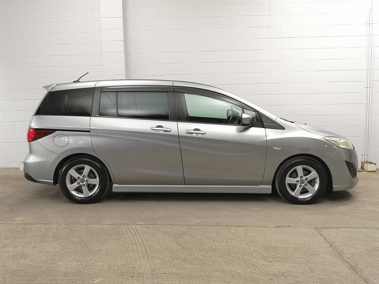 2013 Mazda Premacy