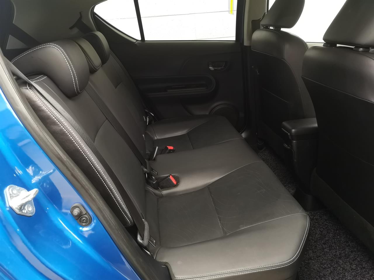 2015 Toyota Aqua