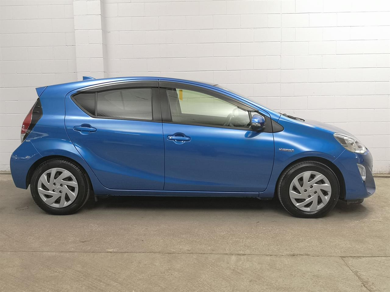 2015 Toyota Aqua