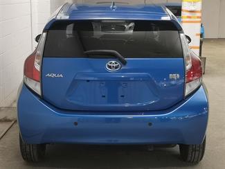 2015 Toyota Aqua - Thumbnail