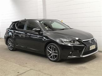 2017 Lexus CT 200H - Thumbnail