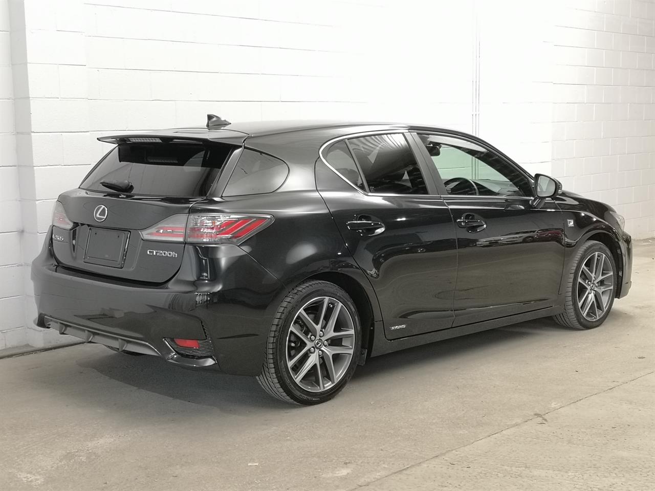 2017 Lexus CT 200H